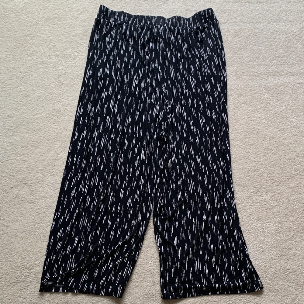 Torrid Black and White Dot Pattern Pants